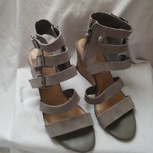 Crown Vintage (Serena)  wedge sandal